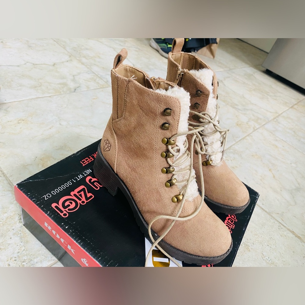 Women’s Rock And Candy Kayden Combat Boots size 6